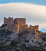 De quoi les Cathares sont-ils le nom ?