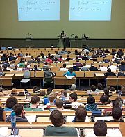 Enseigner la transition ou l'écologie à l'université ?