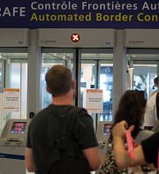 Les évolutions de la frontière : de la barrière à la gare de triage