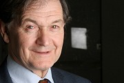 Roger Penrose  la recherche dune nouvelle physique