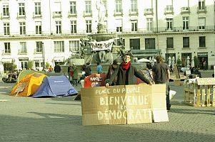La Dérive Sécuritaire Une Menace Pour La Démocratie - 